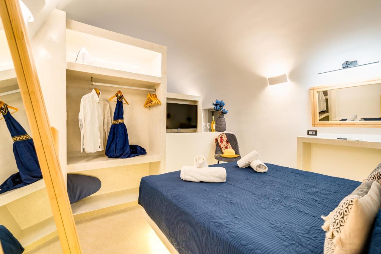 Tiara Suites Santorini Fira  Ngoại thất bức ảnh