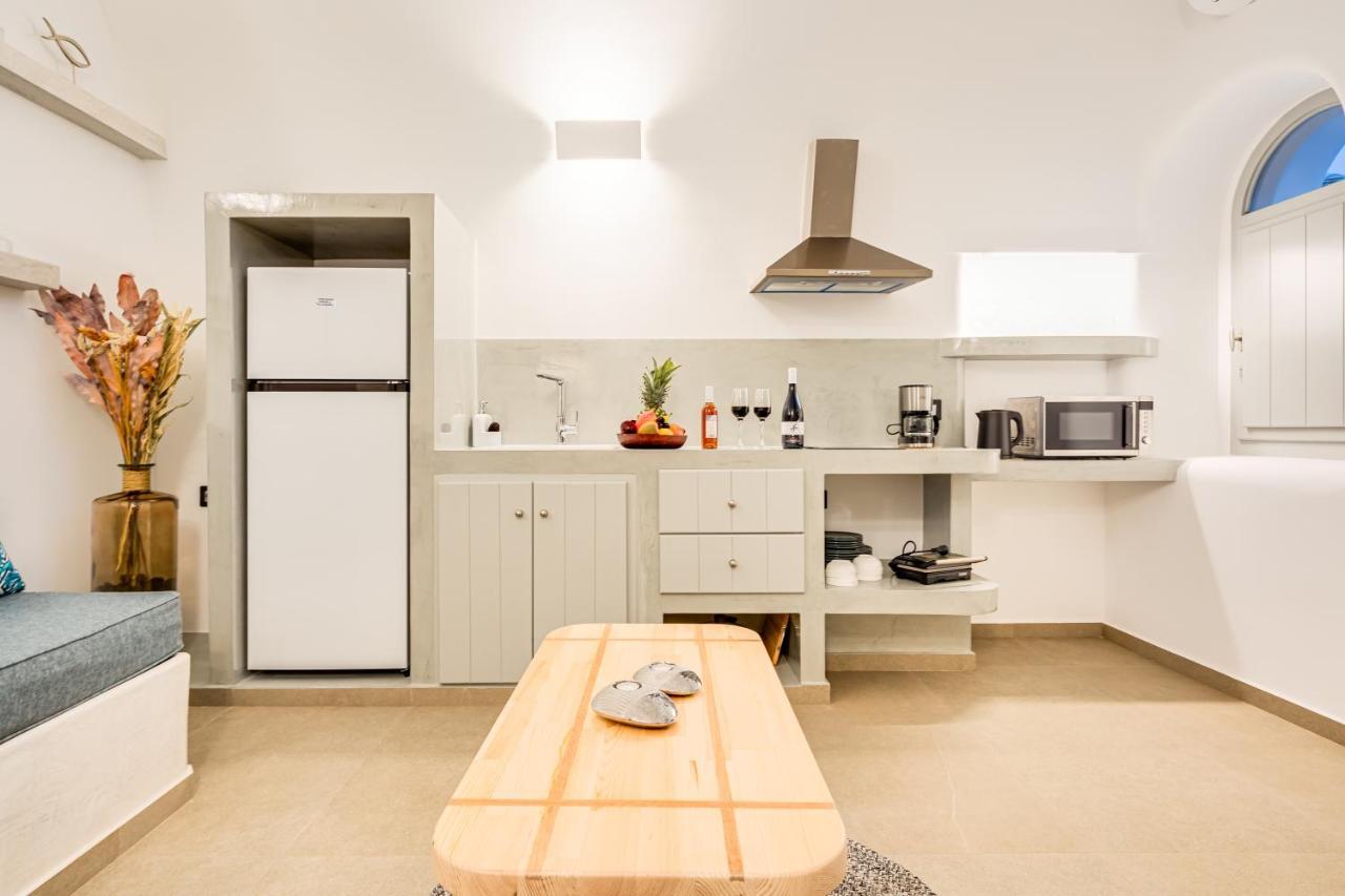 Tiara Suites Santorini Fira  Ngoại thất bức ảnh