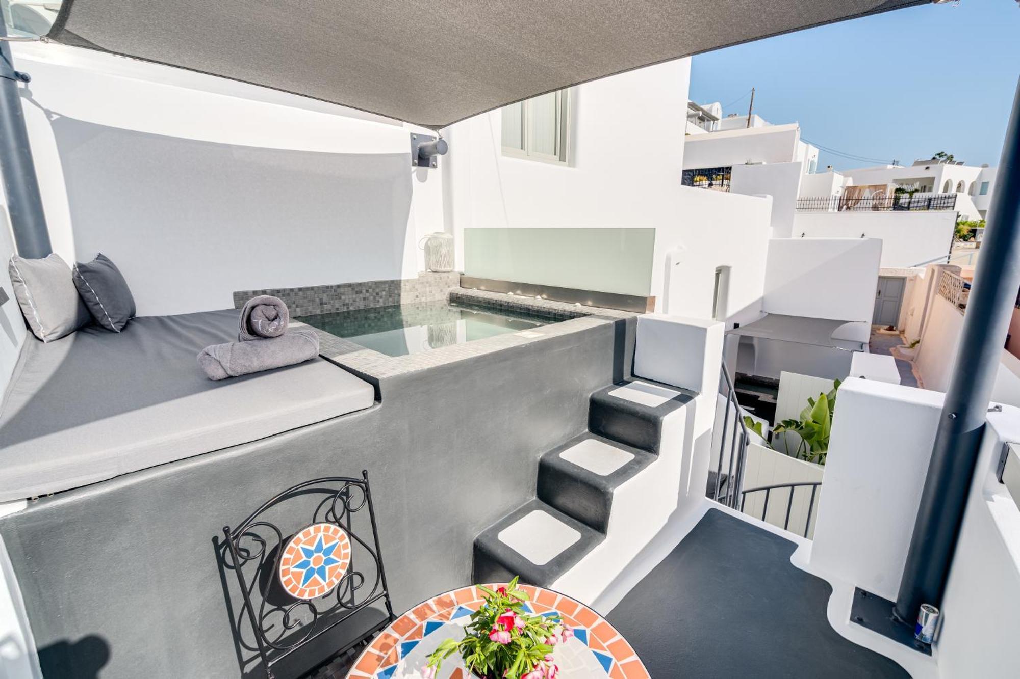 Tiara Suites Santorini Fira  Ngoại thất bức ảnh